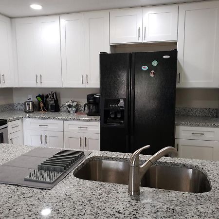 Shell Near The Sea, 2-Br Pet Friendly Home Venice Eksteriør bilde