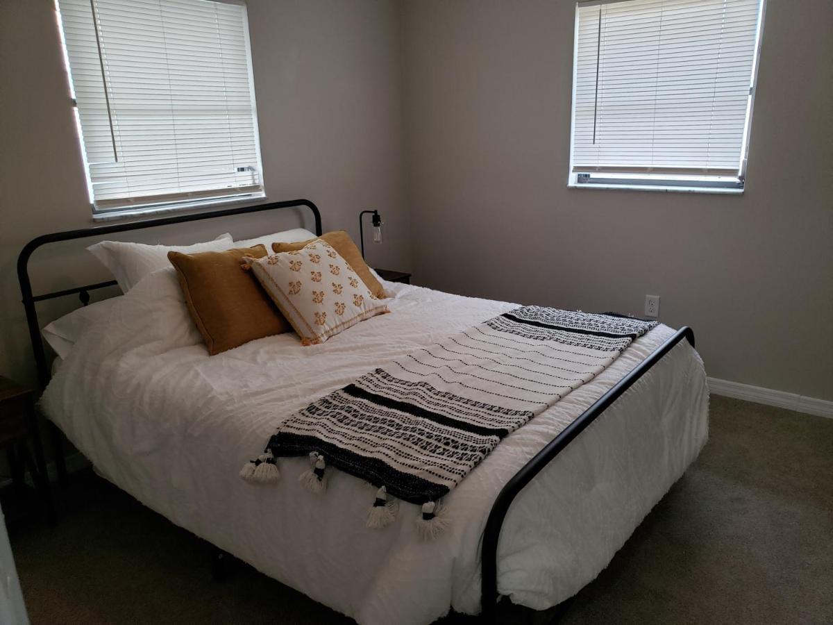 Shell Near The Sea, 2-Br Pet Friendly Home Venice Eksteriør bilde
